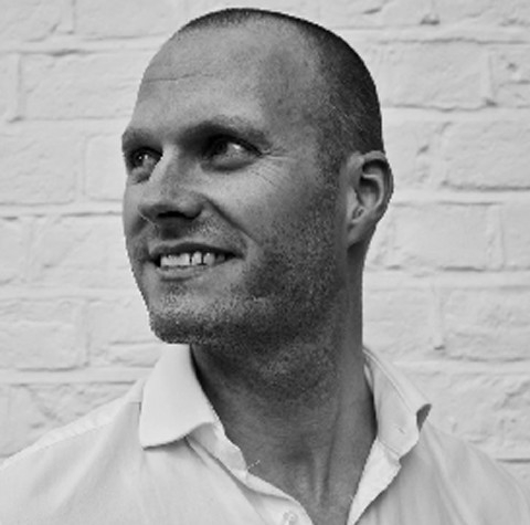 
													Giles Gyer